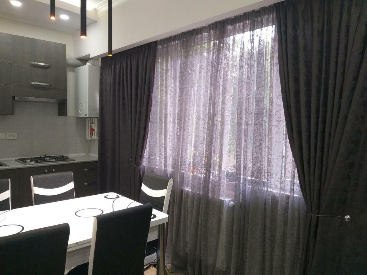 Apartment For You Tbilisi Exterior foto